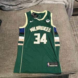 Men’s Giannis Antetokounmpo Jersey